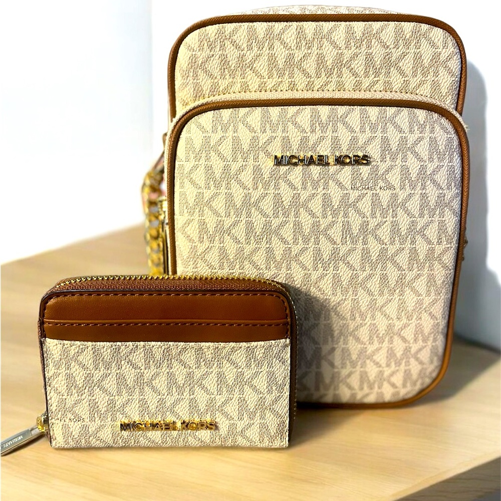 Jet Set Travel Medium Logo Crossbody Bag Duo Set